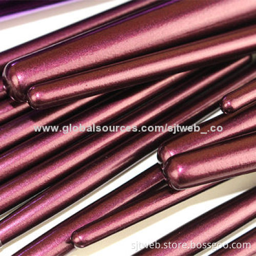 16 Pieces Powder Makeup Brushes, Off-Price Merchandise